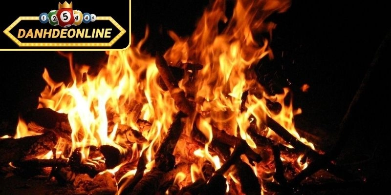 Ngủ mơ thấy lửa cảnh báo điềm lành hay dữ?